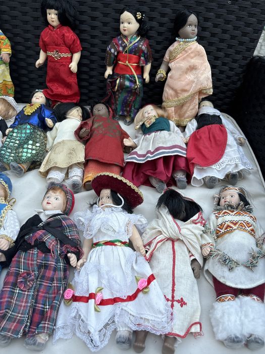 Coleção de bonecas de todo o mundo