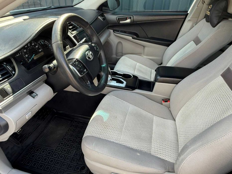 Toyota Camry 2013 2,5 ГБО Обслужена Відмінний стан