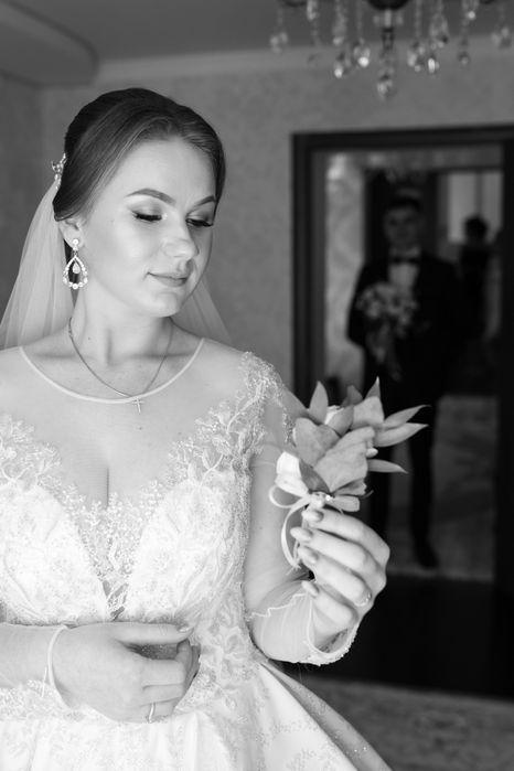 Весільна сукня для нареченої.