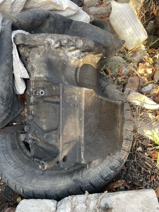 Поддон  форд фокус 3 1,0 экобуст