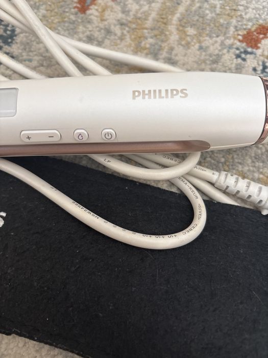 Prostownica Philips moisture protect