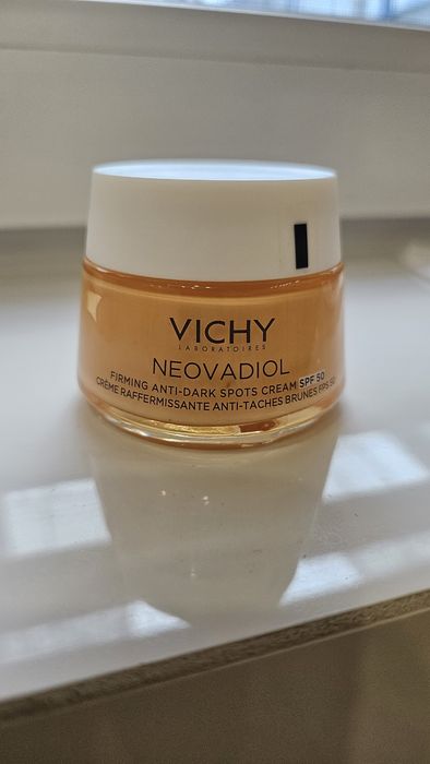 Krem nevadiol vichy  spf50 jak nowy