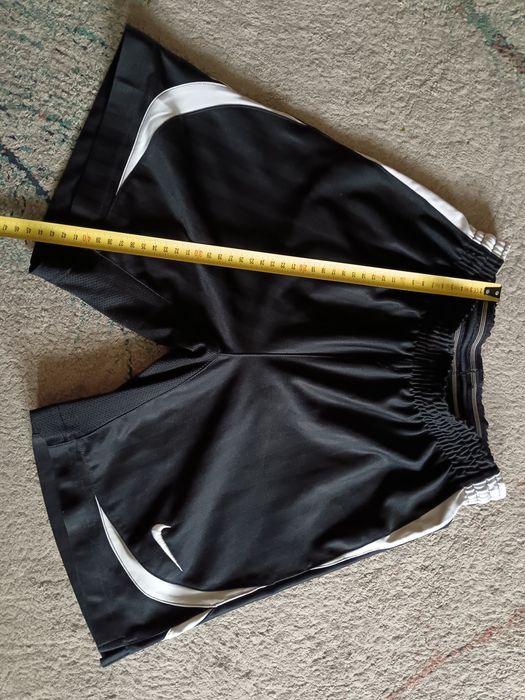 Krótkie spodenki chłopięce