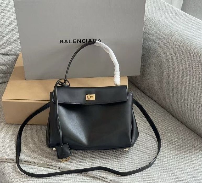 сумка balenciaga rodeo