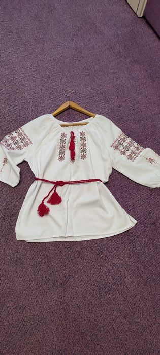 Вишиванка жіноча.