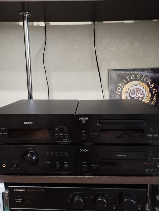 Музыкальный центр стойка Denon