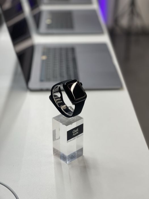 Apple Watch Series SE2 40mm GPS ГАРАНТІЯ КИЇВ Олімпійський #43432