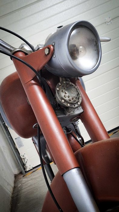 Motas CLÁSSICAS - Lebre e Sachs V5 Racing