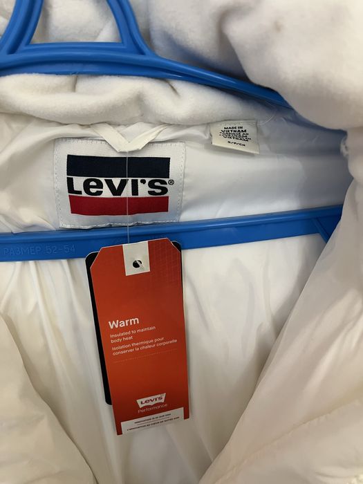 Пуховик levi's bubble puffer розмір s.