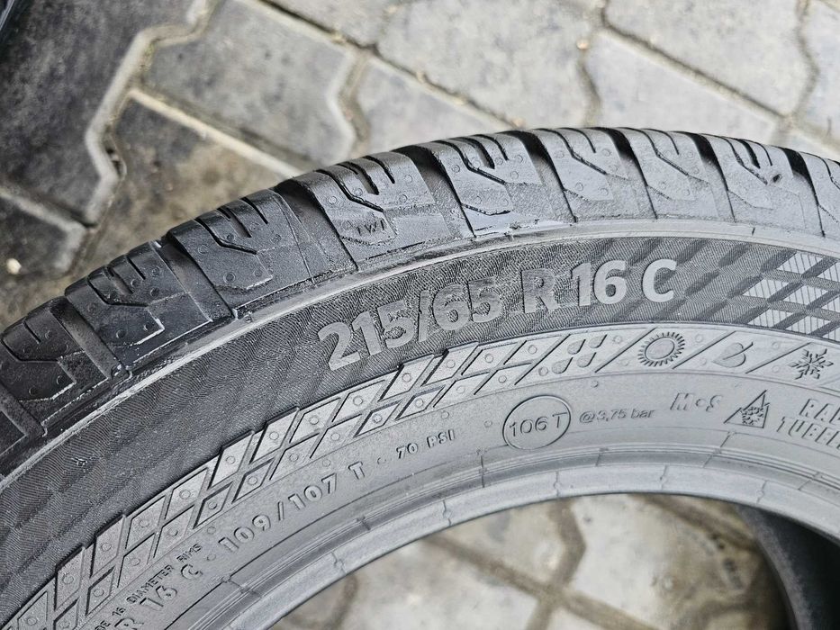 Całoroczne Continental 215/65 R16C