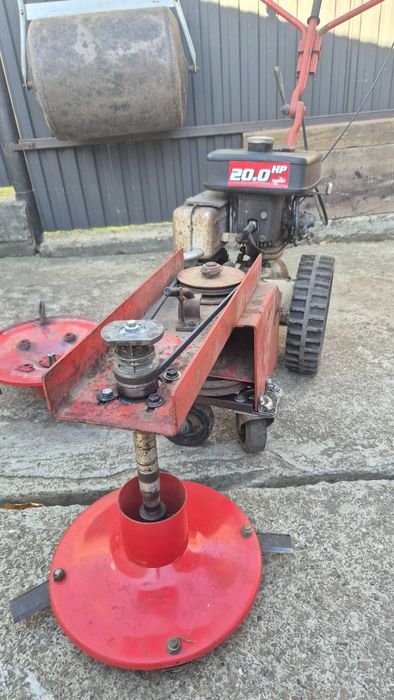 Газонокосарка роторна +щітка