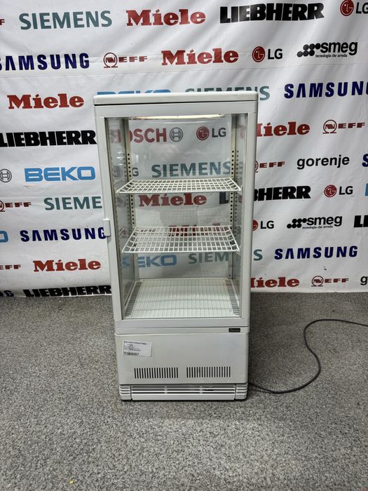 Настільна кондитерська вітрина Bartscher (холодильна)