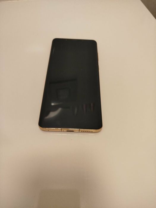 Huawei mate 50 PRO - pomaranczowy