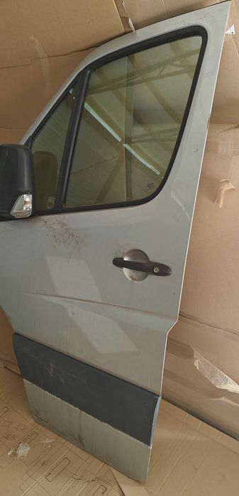 Drzwi lewe Mercedes Sprinter II  W906 srebrne maska błotniki