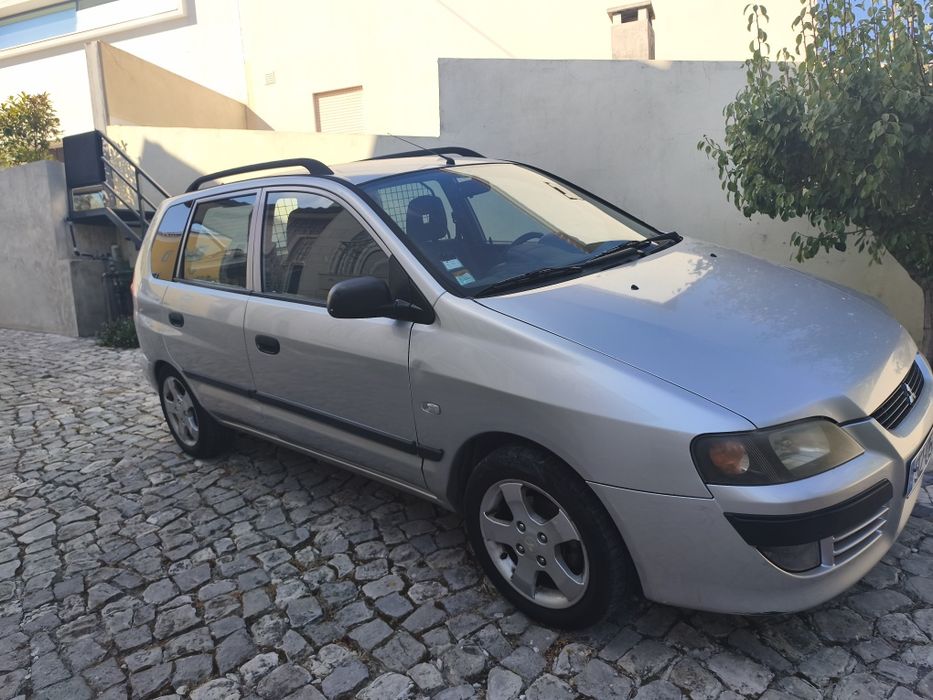 Mitsubishi Space Star Comercial