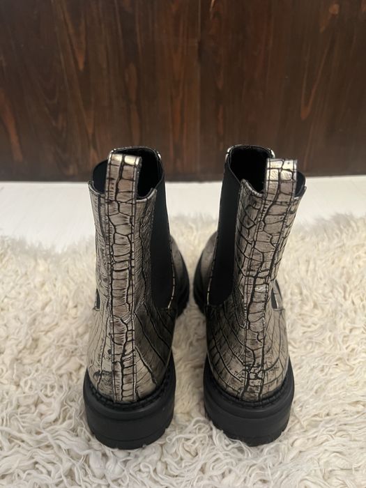 Черевики жіночі челсі Napoleoni 40