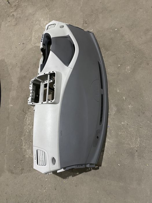 Панель торпеда до Nissan Leaf Ніссан Ліф 11-17