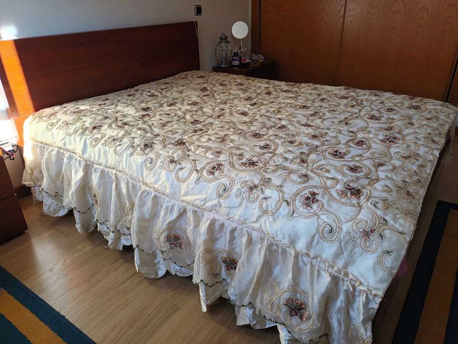 Manta com 2 Capas de Almofada a Condizer