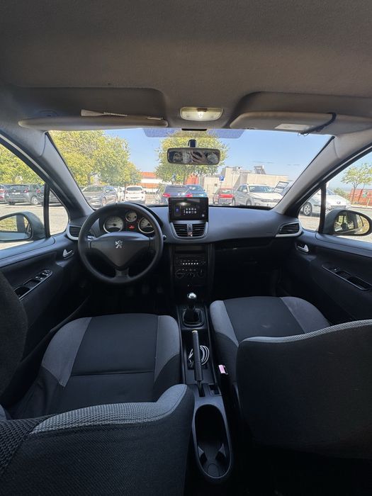 Peugeot 207 — fotografia 7