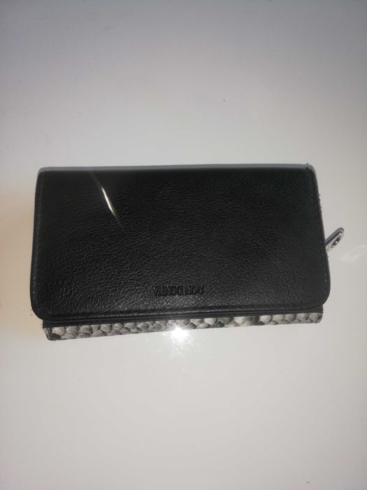 Średni portfel damski