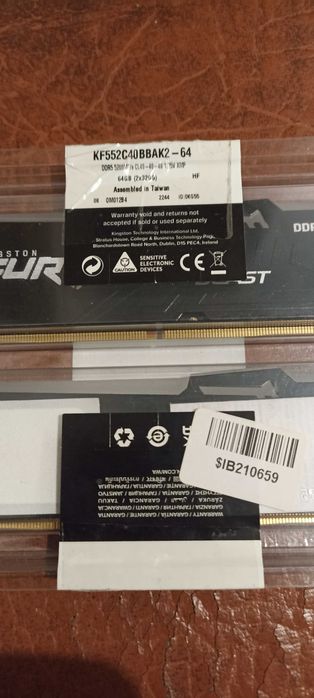 Kingston FURY 64 GB (2x32GB) DDR5 5200 MHz  Идеальна  - Гарантия