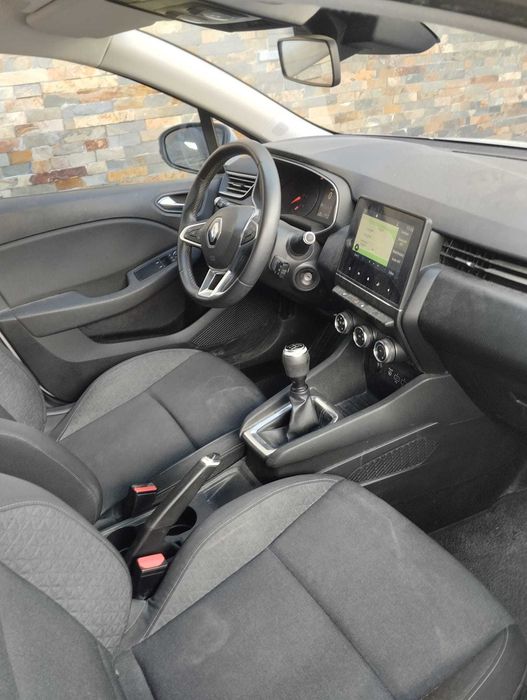 Renault Clio 1.0 TCe Limited — photo 2