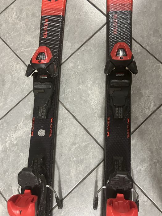 Narty atomic redster J2 150cm