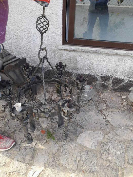 Candeeiro em ferro forjado