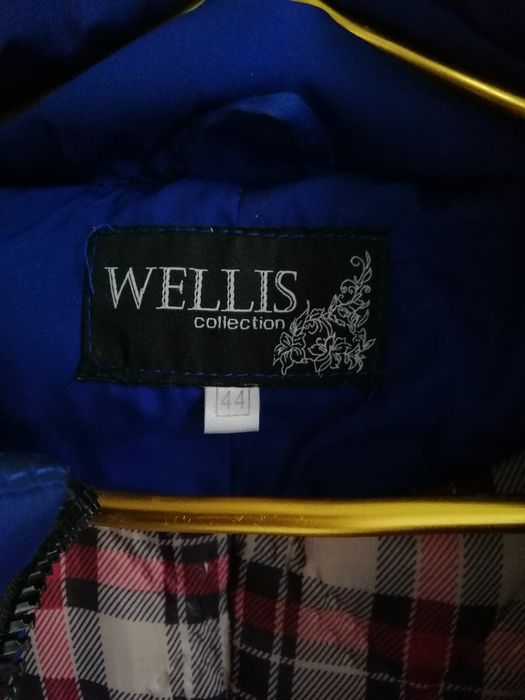 Жіноча зимова куртка