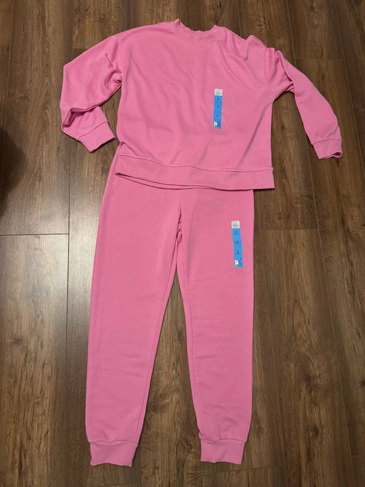 Спортивний костюм жіночий