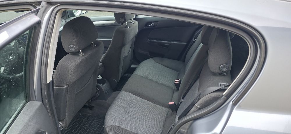 Opel Astra 1.4 benzyna
