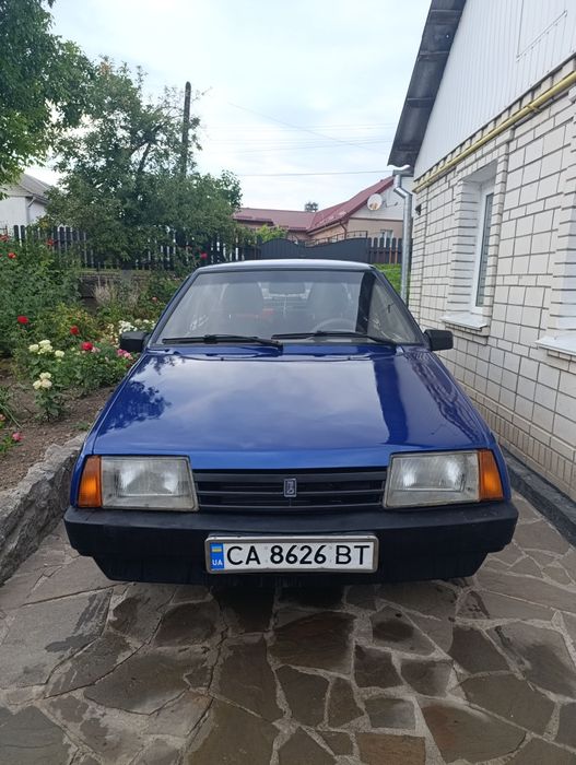 Продам авто в гарному стані з газом