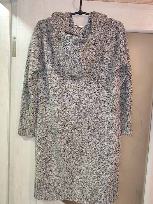 Кардіган в'язаний з капюшоном