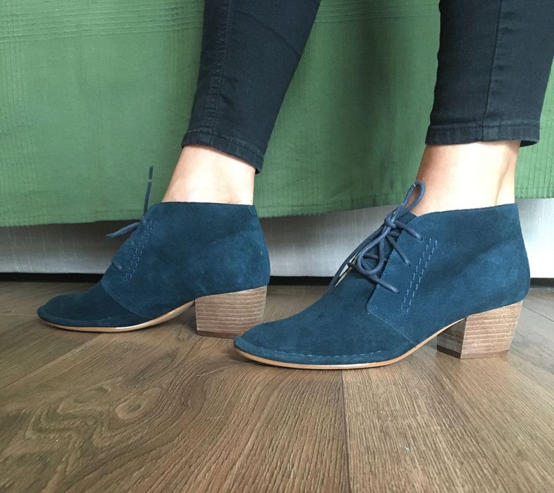 Nowe botki Clarks - turkusowy zamsz- roz.38,5
