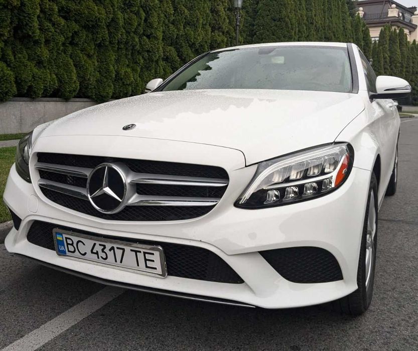 Продаж Mercedes-Benz C-Class (W205, facelift 2018) 4matic 2.0L  benzin