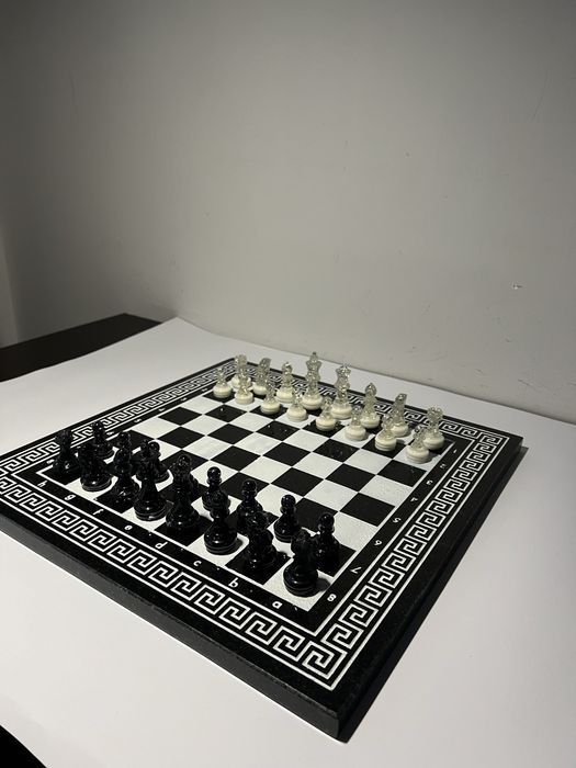 Шахмати ручної роботи з каменю