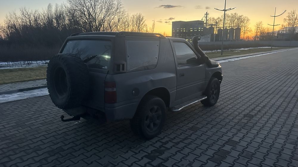 Opel Frontera 2.0 бензин