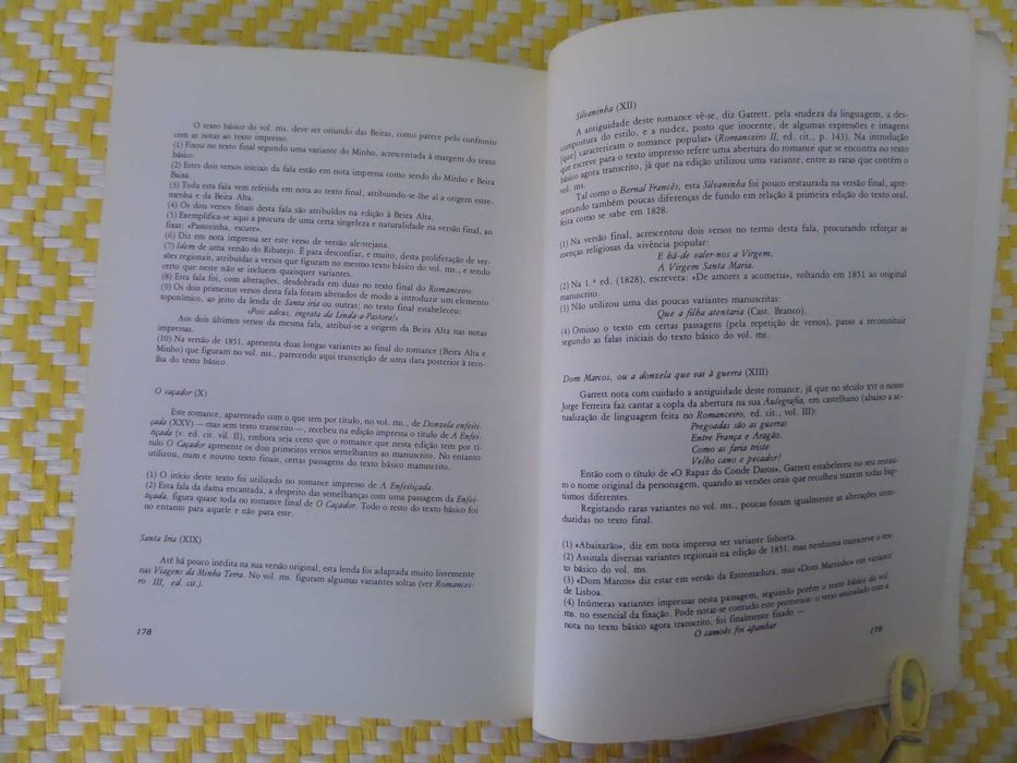 OS PAPELINHOS DE GARRETT
Fontes inéditas do romanceiro português