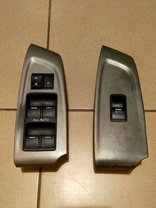 Продам блок кнопок стеклоподъемников Honda Accord CU8 08-12