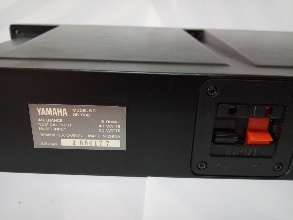 Coluna Som Yamaha NS-C60