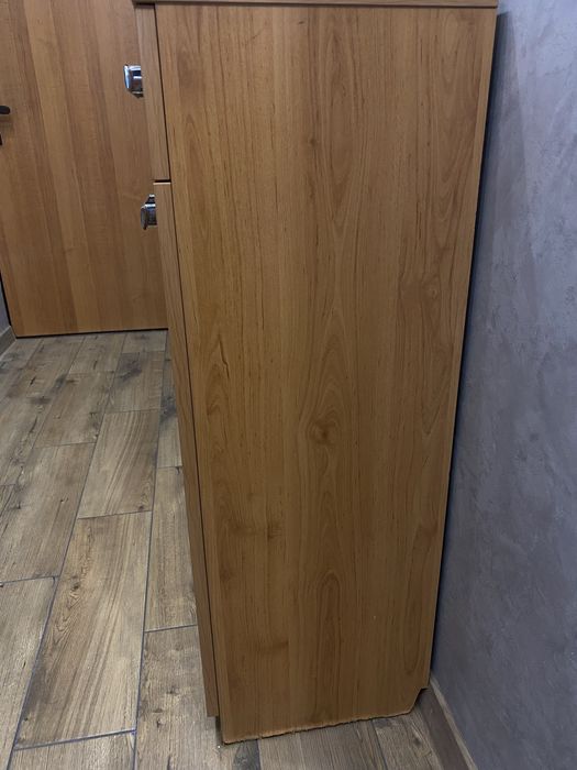 Продам комод з дзеркалом