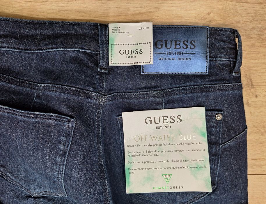 Guess Jeansy nowe W25 L30