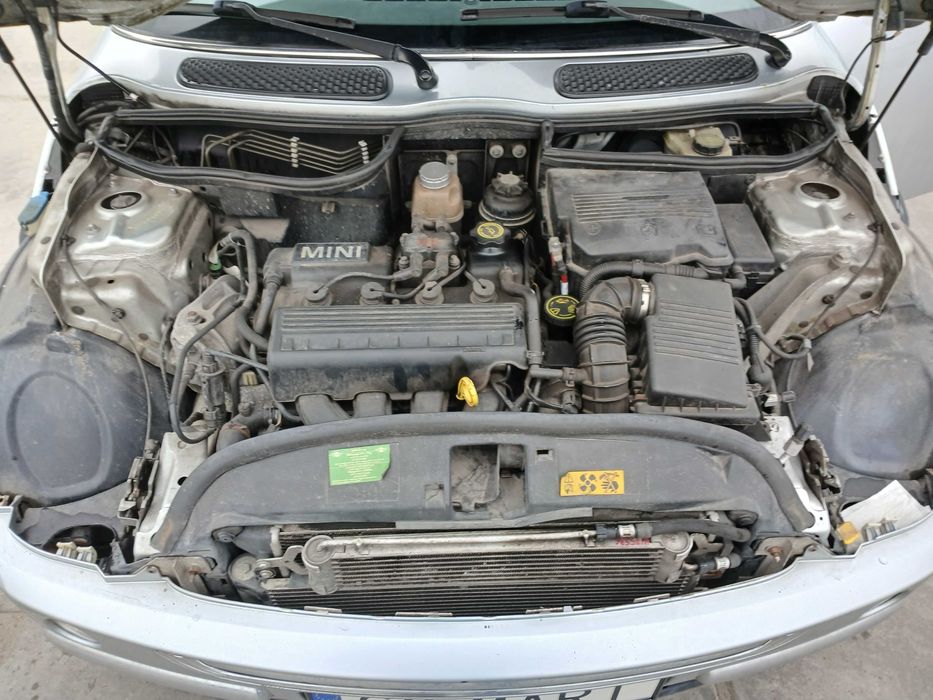 Mini Cooper 1,6 benzyna