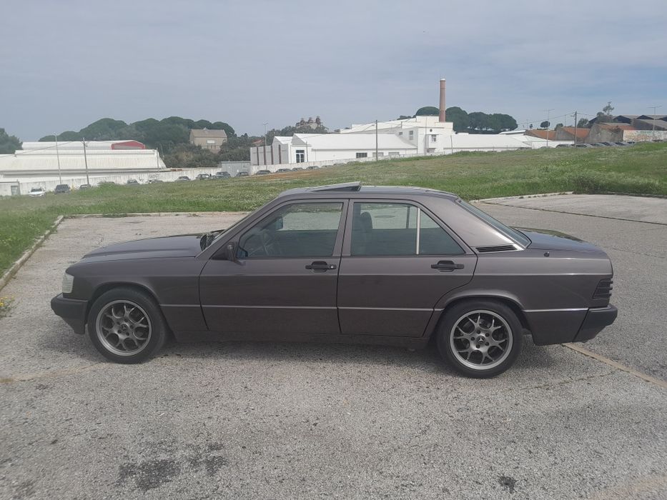 Mercedes 190d impecável