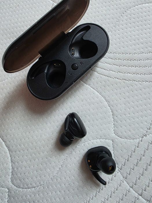 Навушники Bluetooth