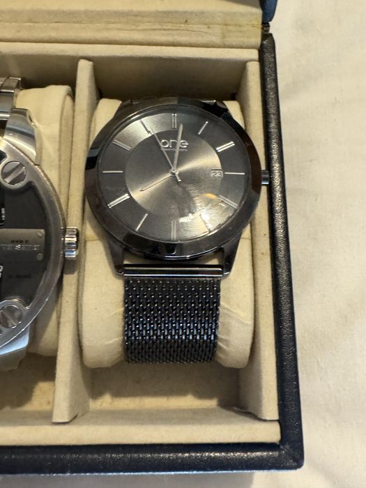 Coleção relogios vendo conjunto ou separado.