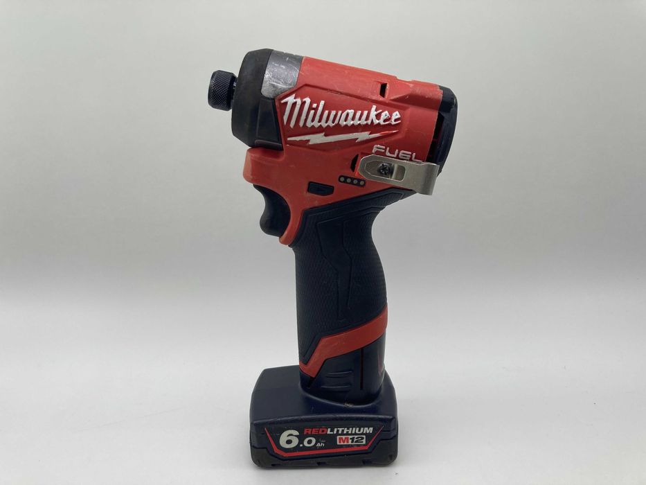 Zekrętarka udarowa Milwaukee M 18 FID2 226 + 2 BATERIE 6AH + ŁADOWARKA