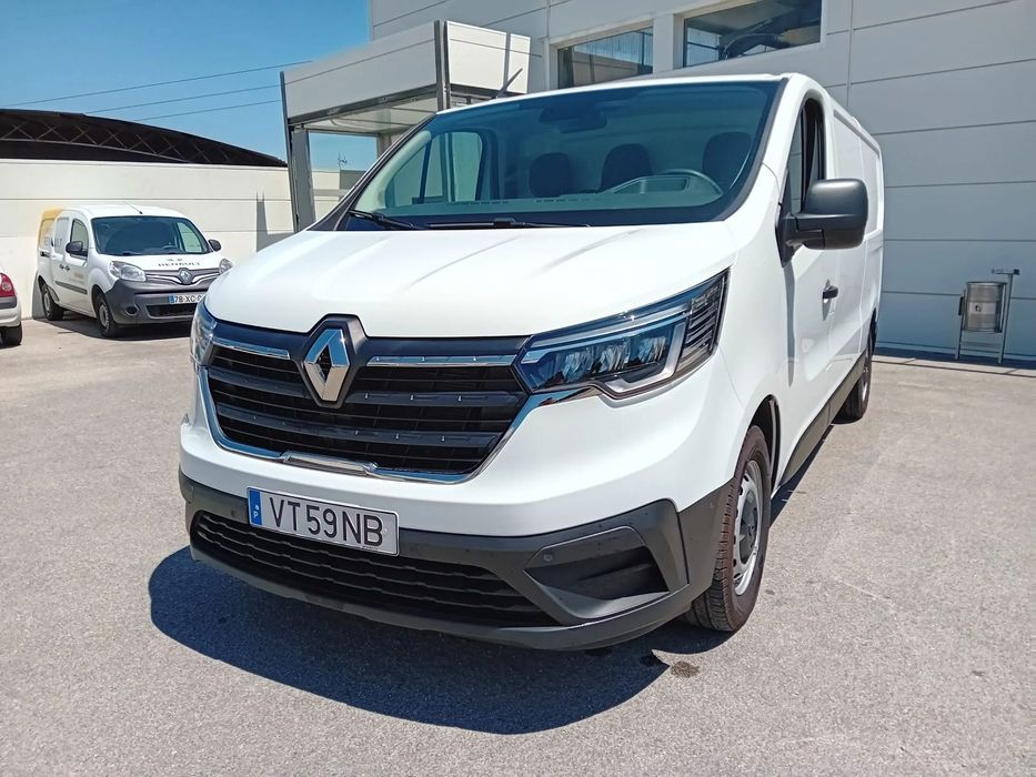 Renault Trafic III (F82)