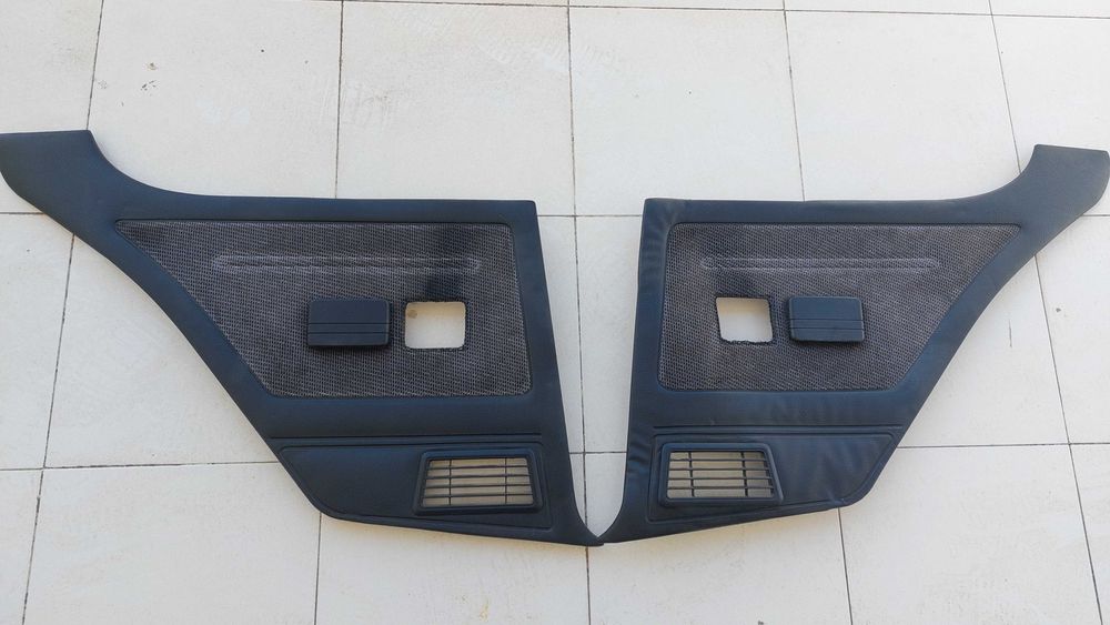 Peugeot 205 XS DTurbo Quartelas Forras Porta Traseiras 3 Portas