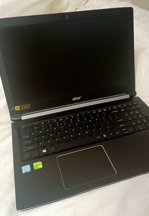 Laptop Acer Aspire A515-51G